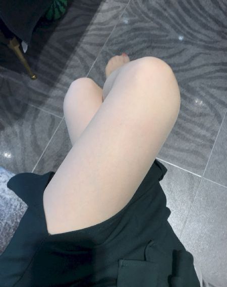 她来自胡自志明市_HD在线手机播放